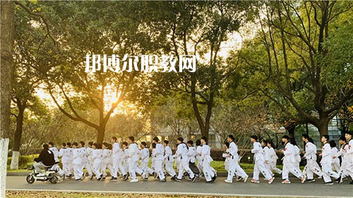 蘇州福納影視藝術(shù)學校怎么樣、好不好