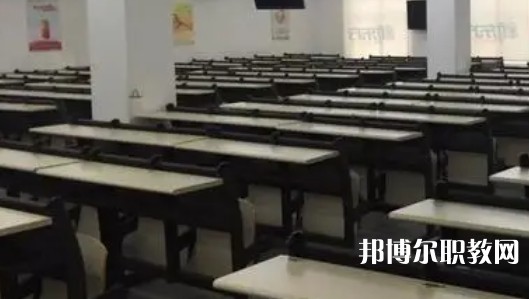 成都2025年職高和鐵路學校哪個好